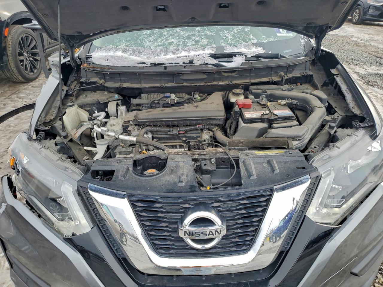 2017 NISSAN ROGUE