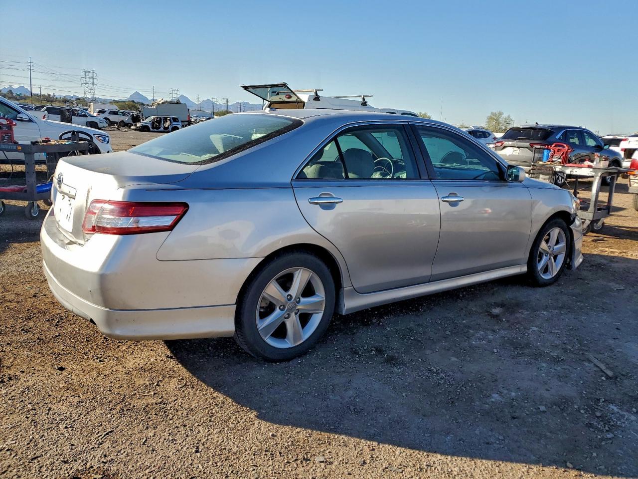 2010 TOYOTA CAMRY