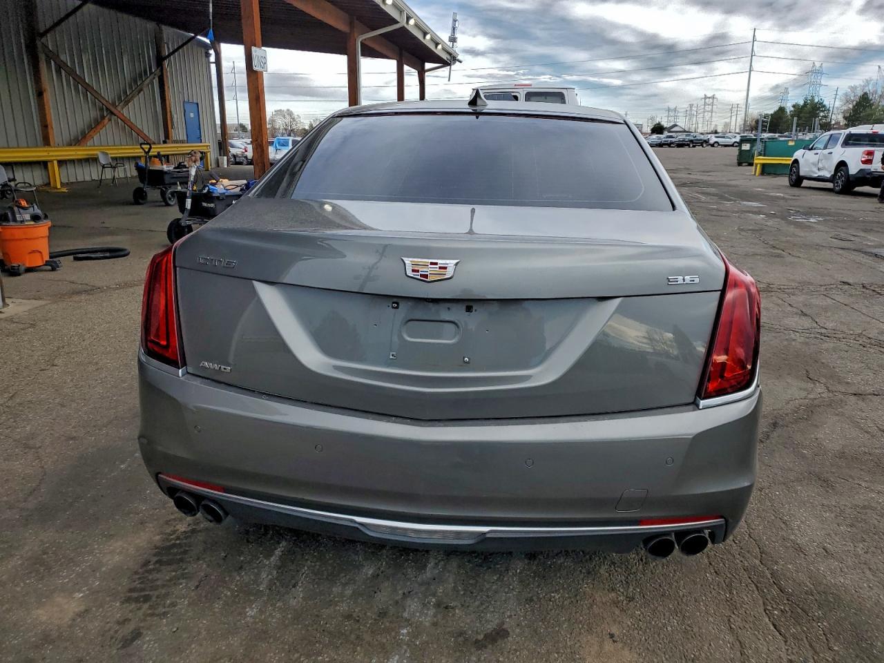 2017 CADILLAC CT6
