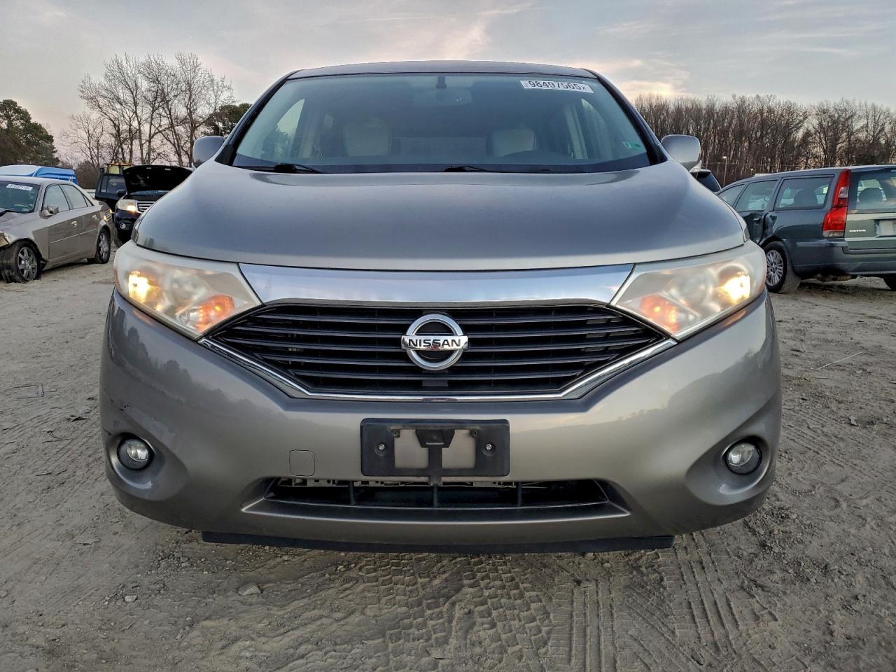 2012 NISSAN Quest
