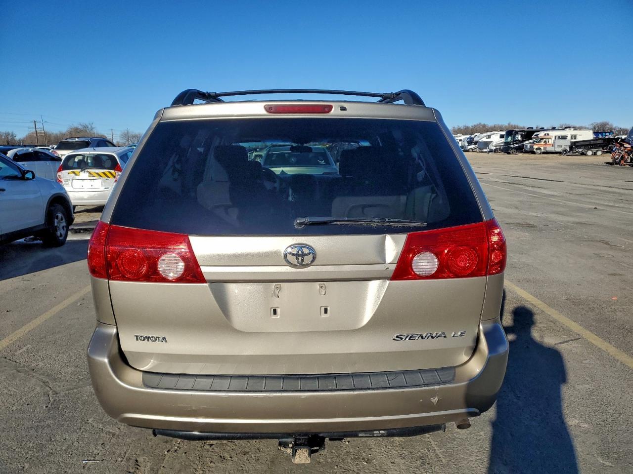 2009 TOYOTA SIENNA