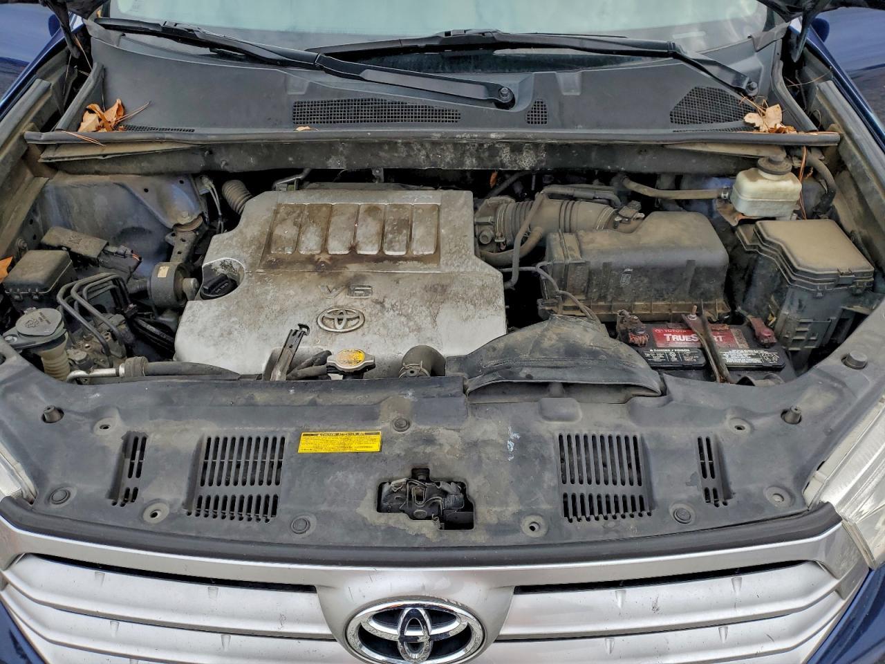 2013 TOYOTA HIGHLANDER