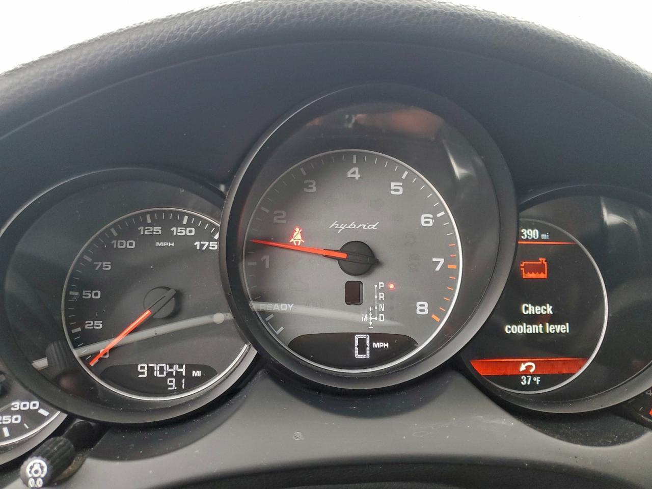 2014 PORSCHE CAYENNE