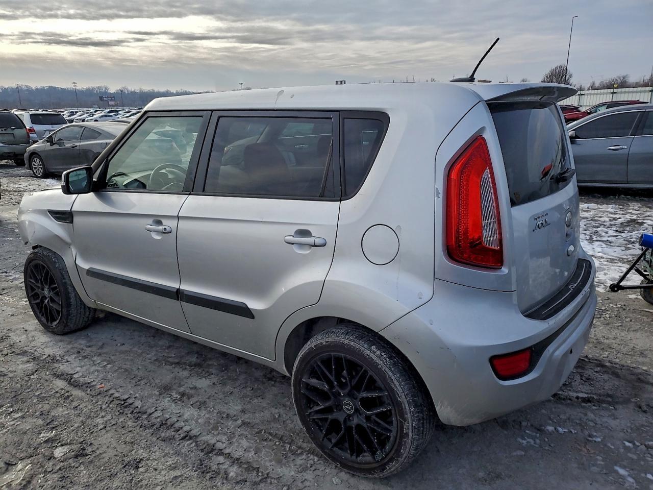 2013 KIA SOUL