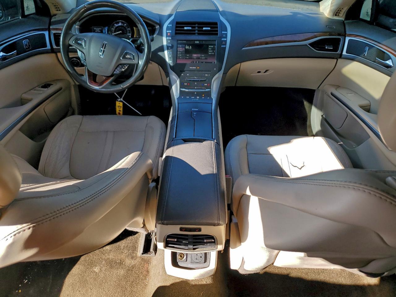 2016 LINCOLN MKZ