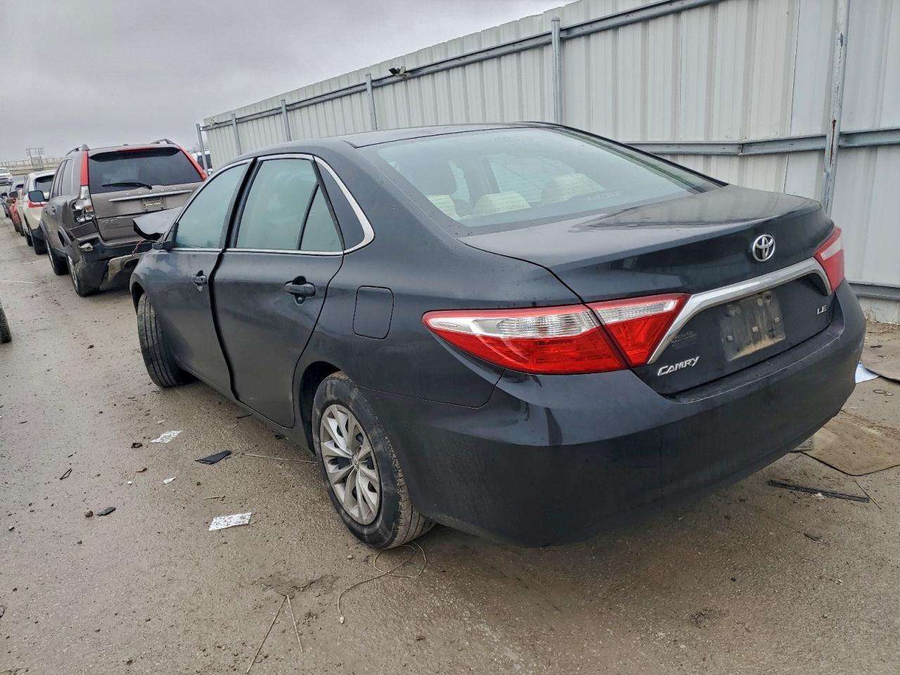 2015 TOYOTA CAMRY