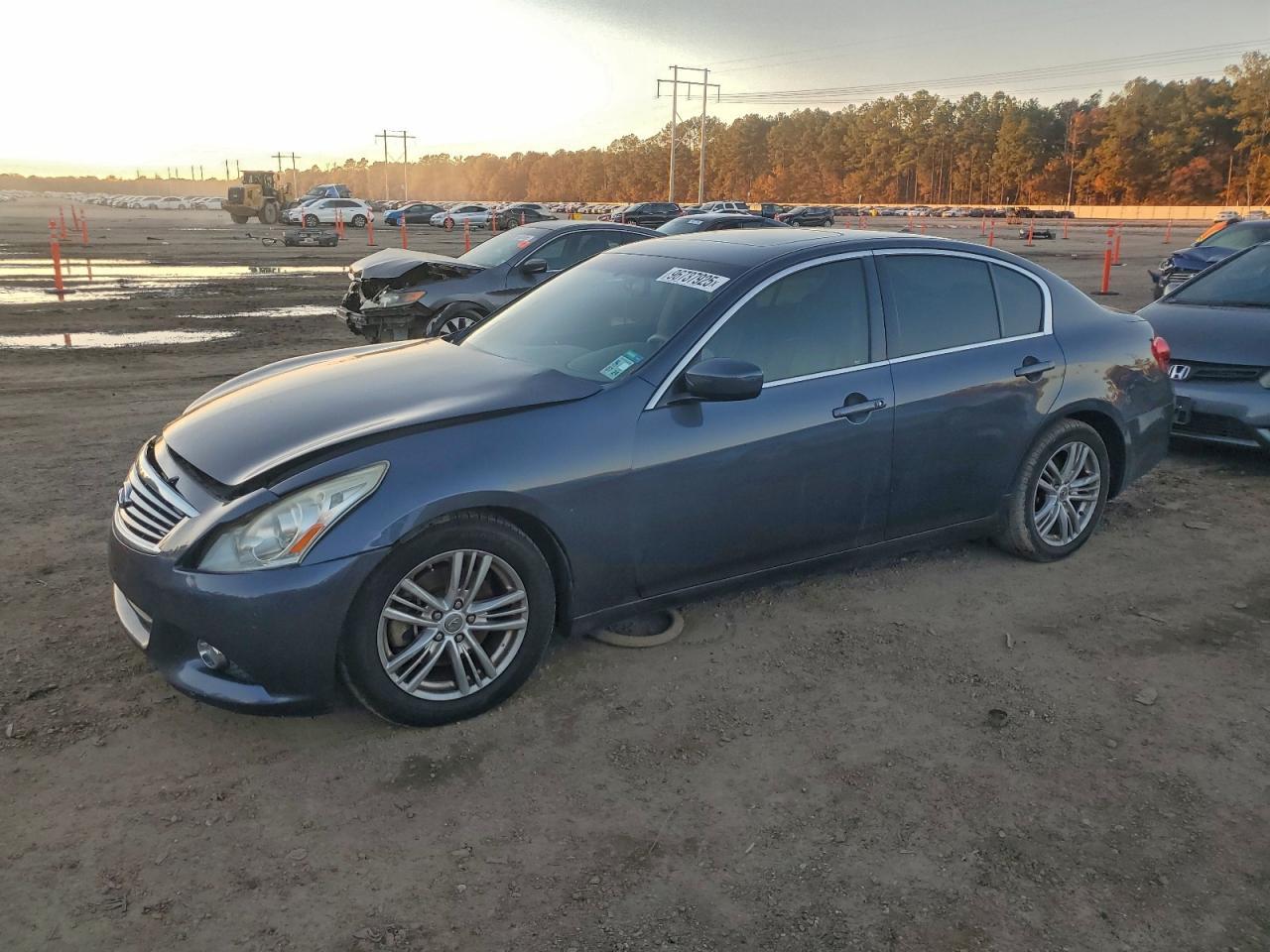 2012 INFINITI G37