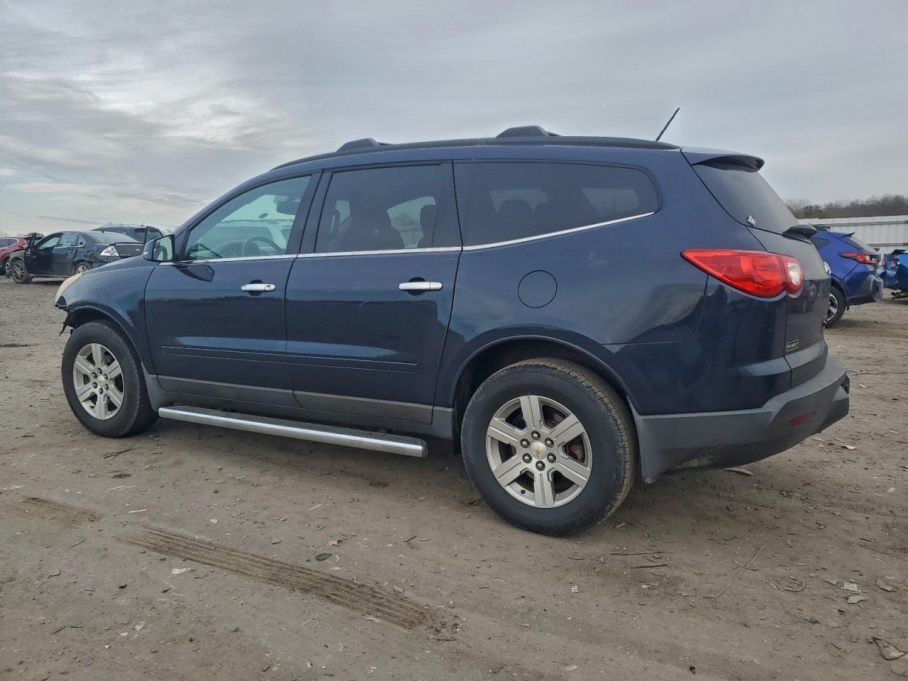2011 CHEVROLET TRAVERSE