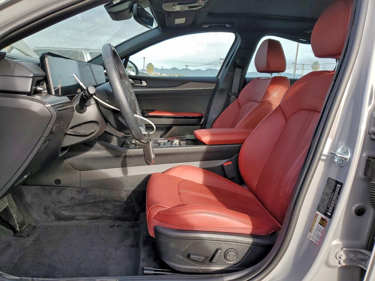 2025 KIA K5