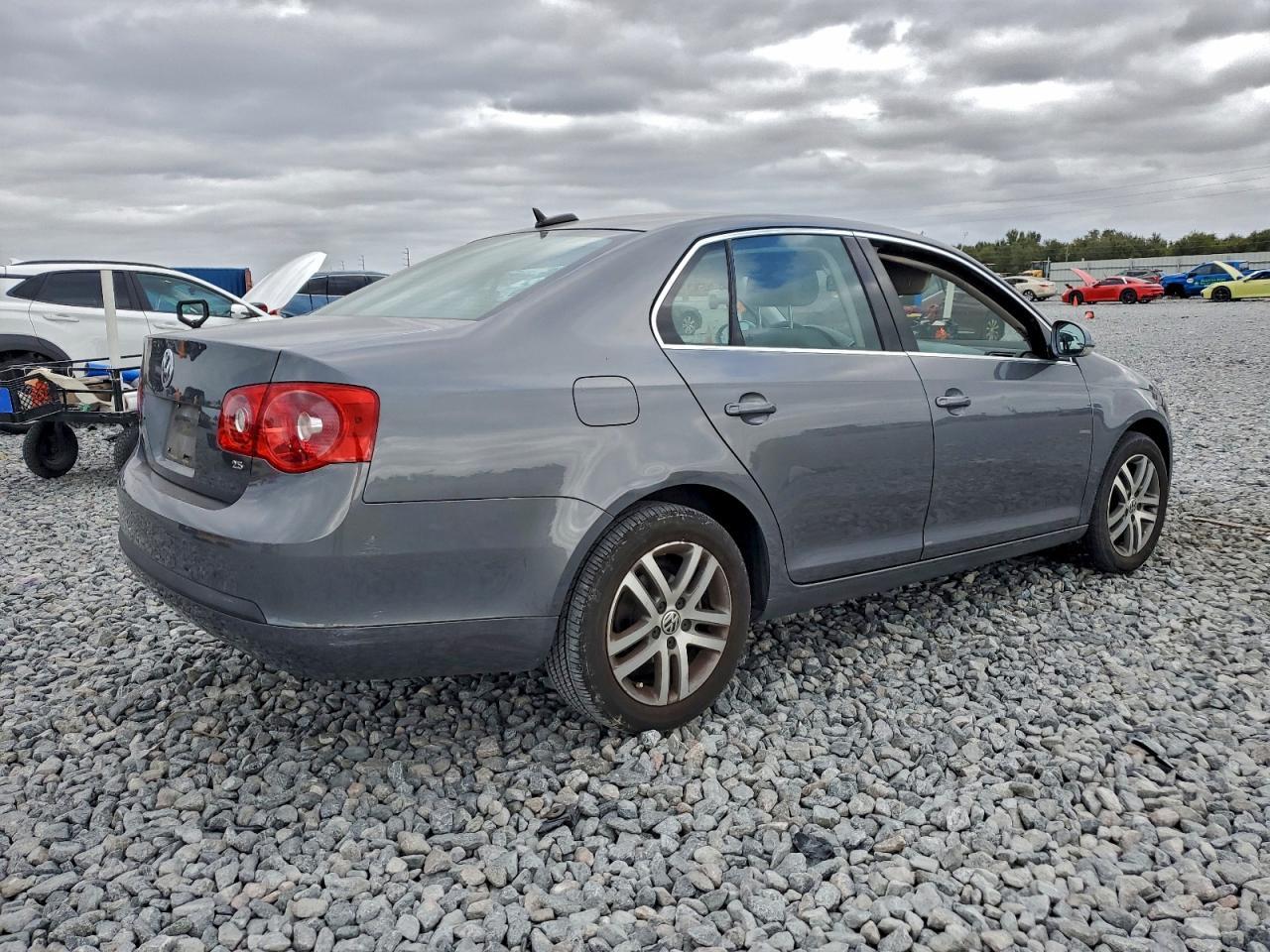 2005 VOLKSWAGEN JETTA