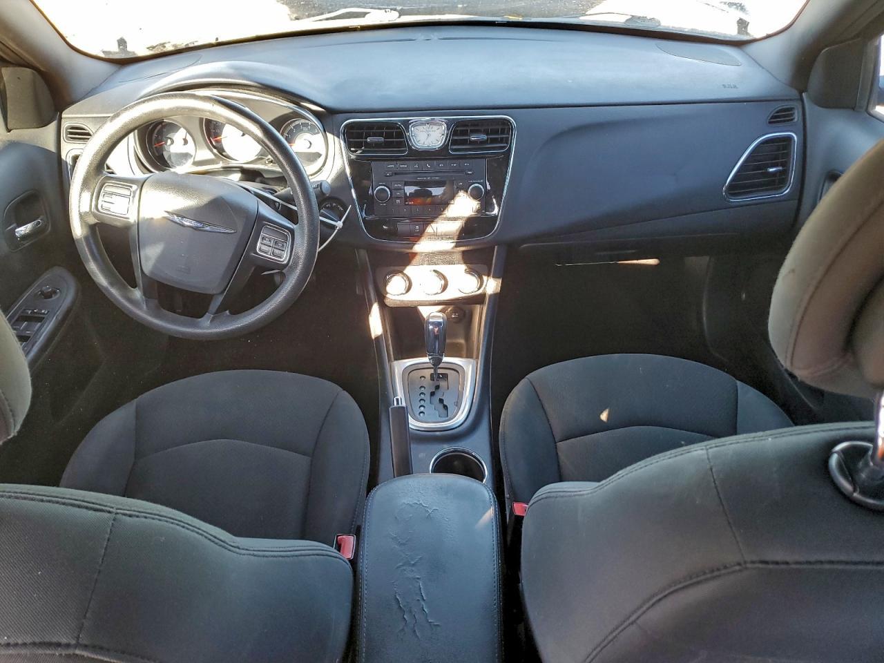 2012 CHRYSLER 200