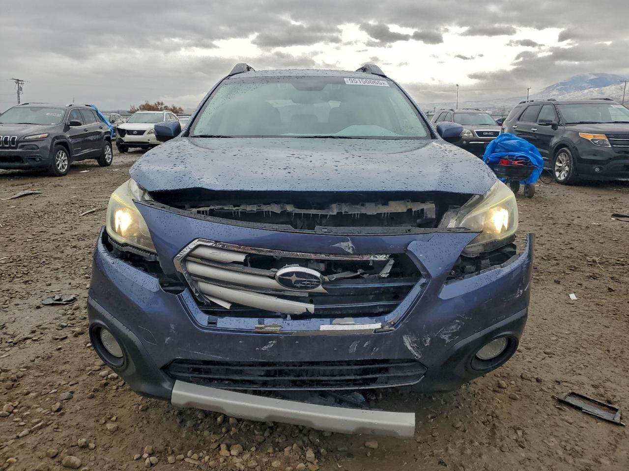 2016 SUBARU Outback
