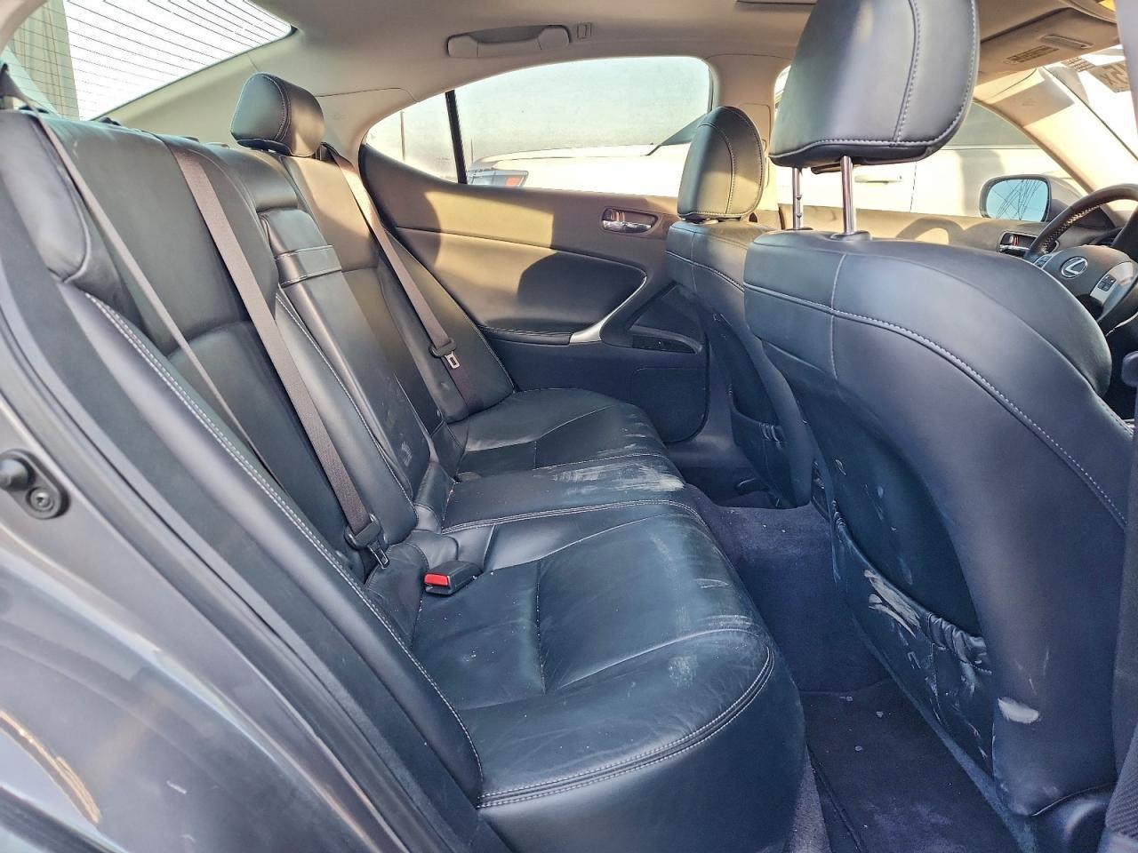 2013 LEXUS IS 250