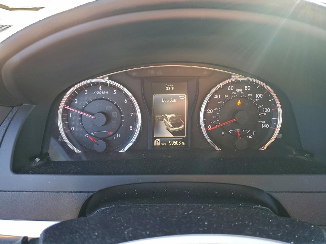 2016 TOYOTA CAMRY