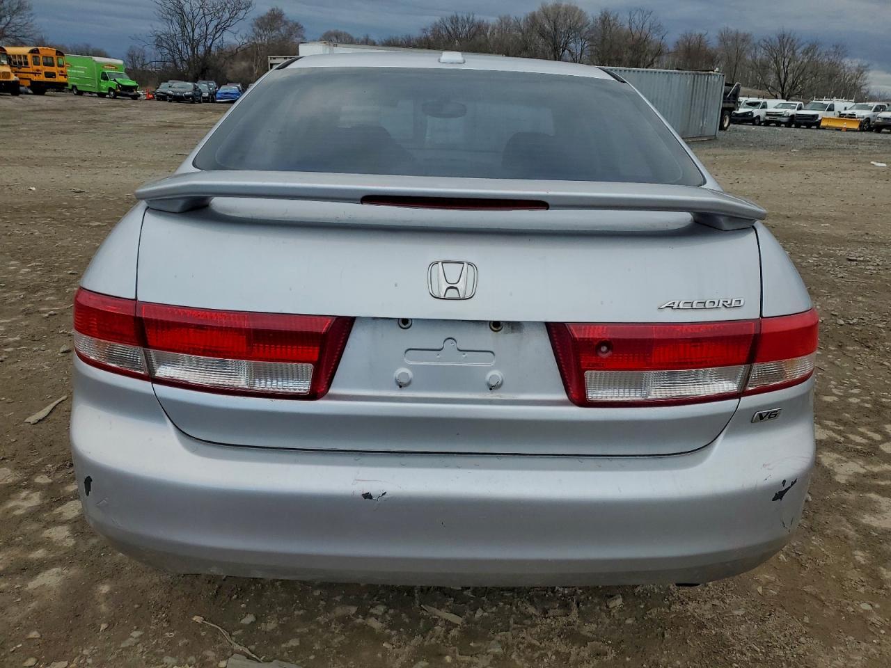 2004 HONDA ACCORD