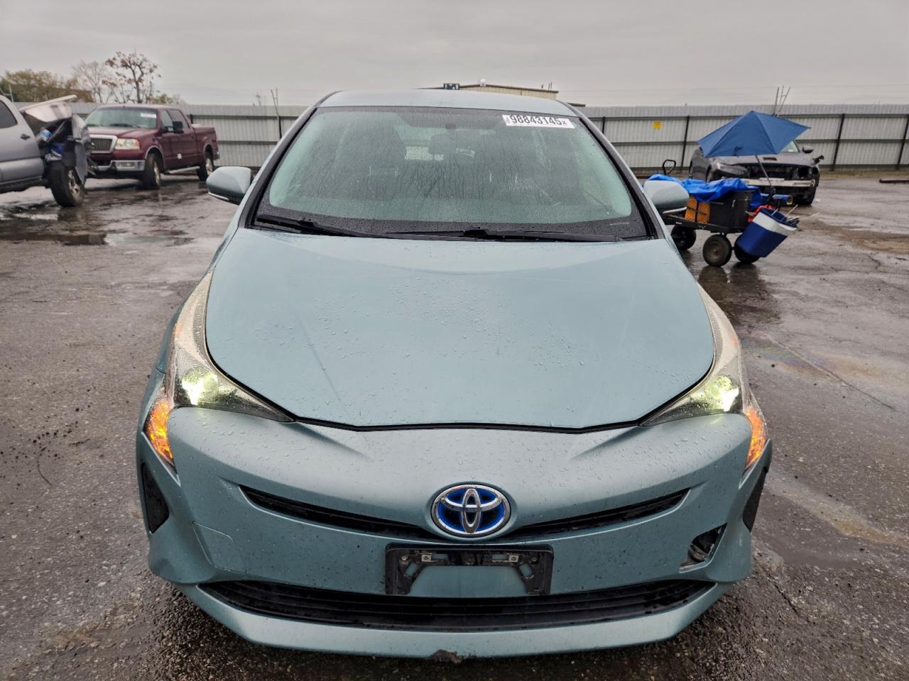 2016 TOYOTA PRIUS