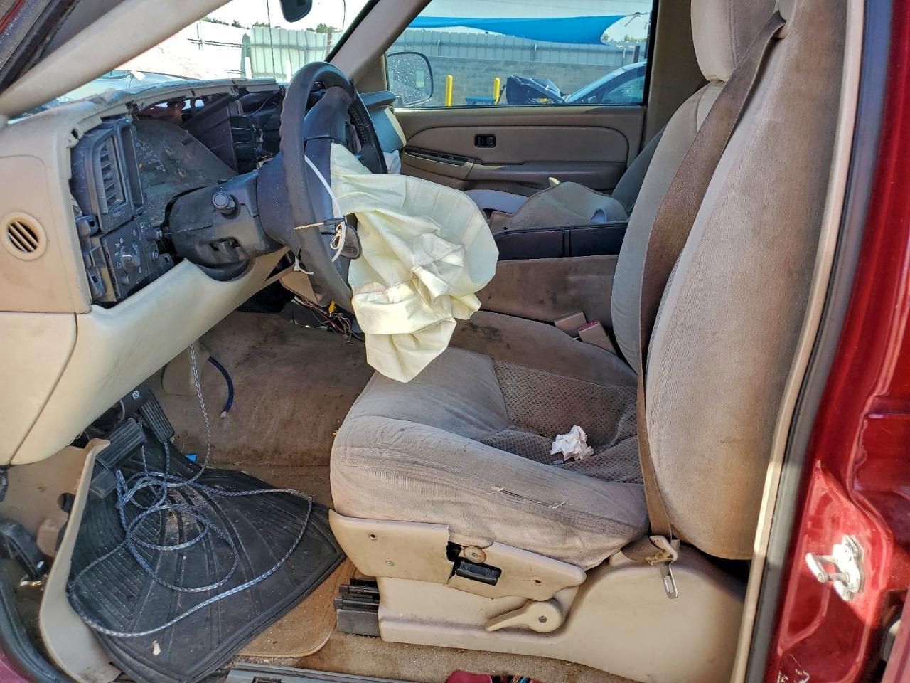 2004 CHEVROLET Tahoe