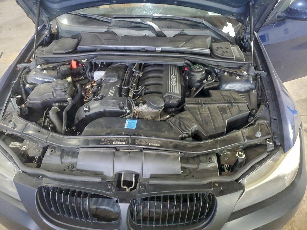 2011 BMW 3 SERIES