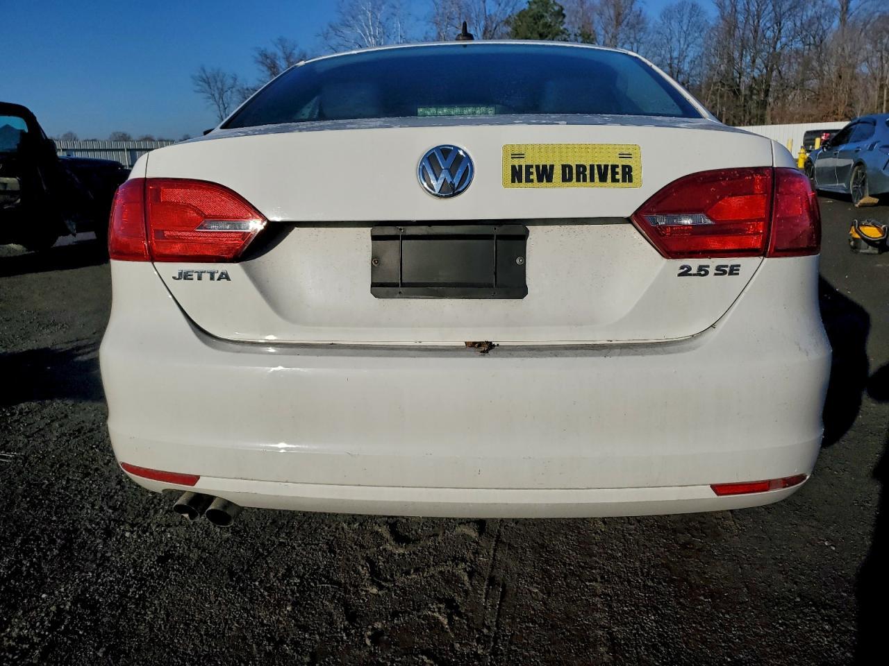 2013 VOLKSWAGEN JETTA