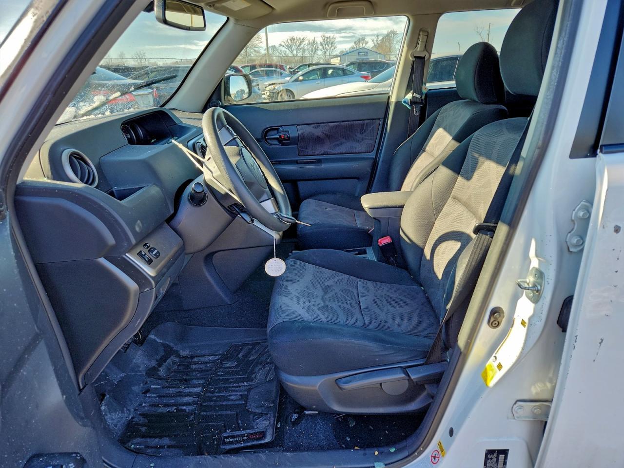 2014 TOYOTA SCION