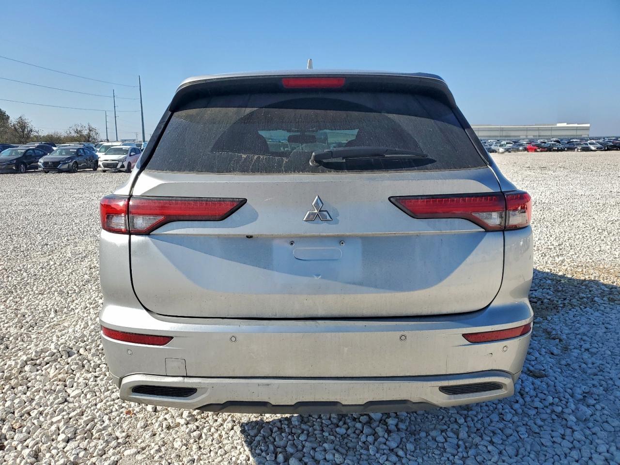 2022 MITSUBISHI outlander