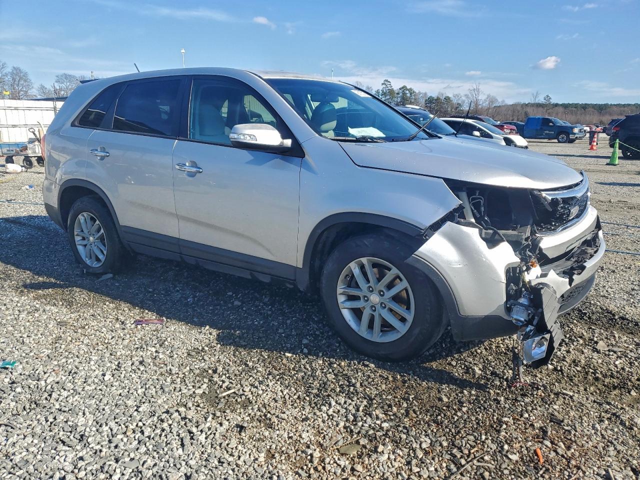 2014 KIA SORENTO