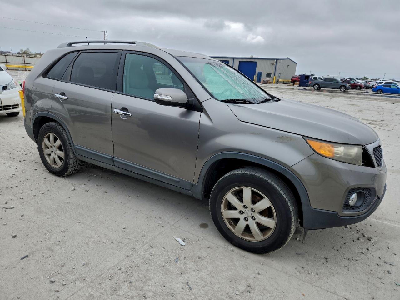 2011 KIA SORENTO