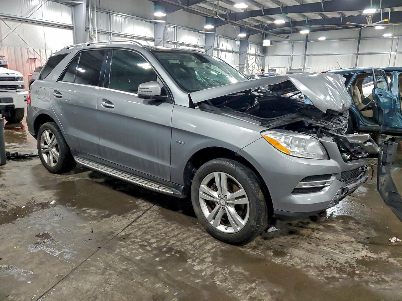2012 MERCEDES-BENZ ML-Class
