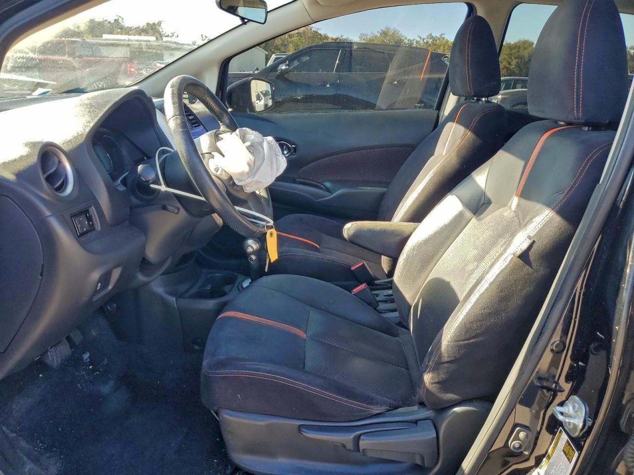 2016 NISSAN Versa Note