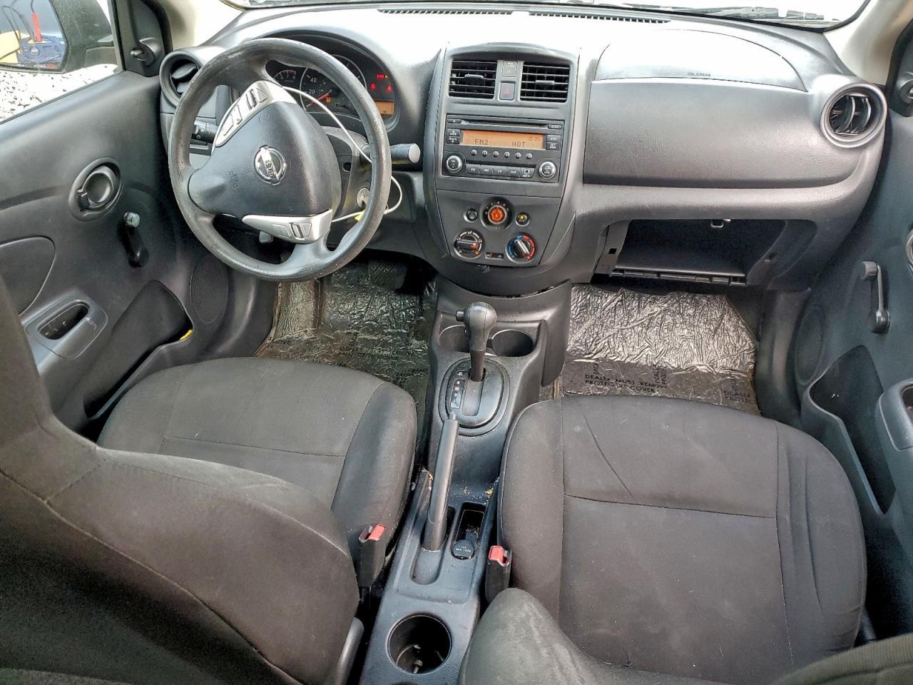 2015 NISSAN VERSA