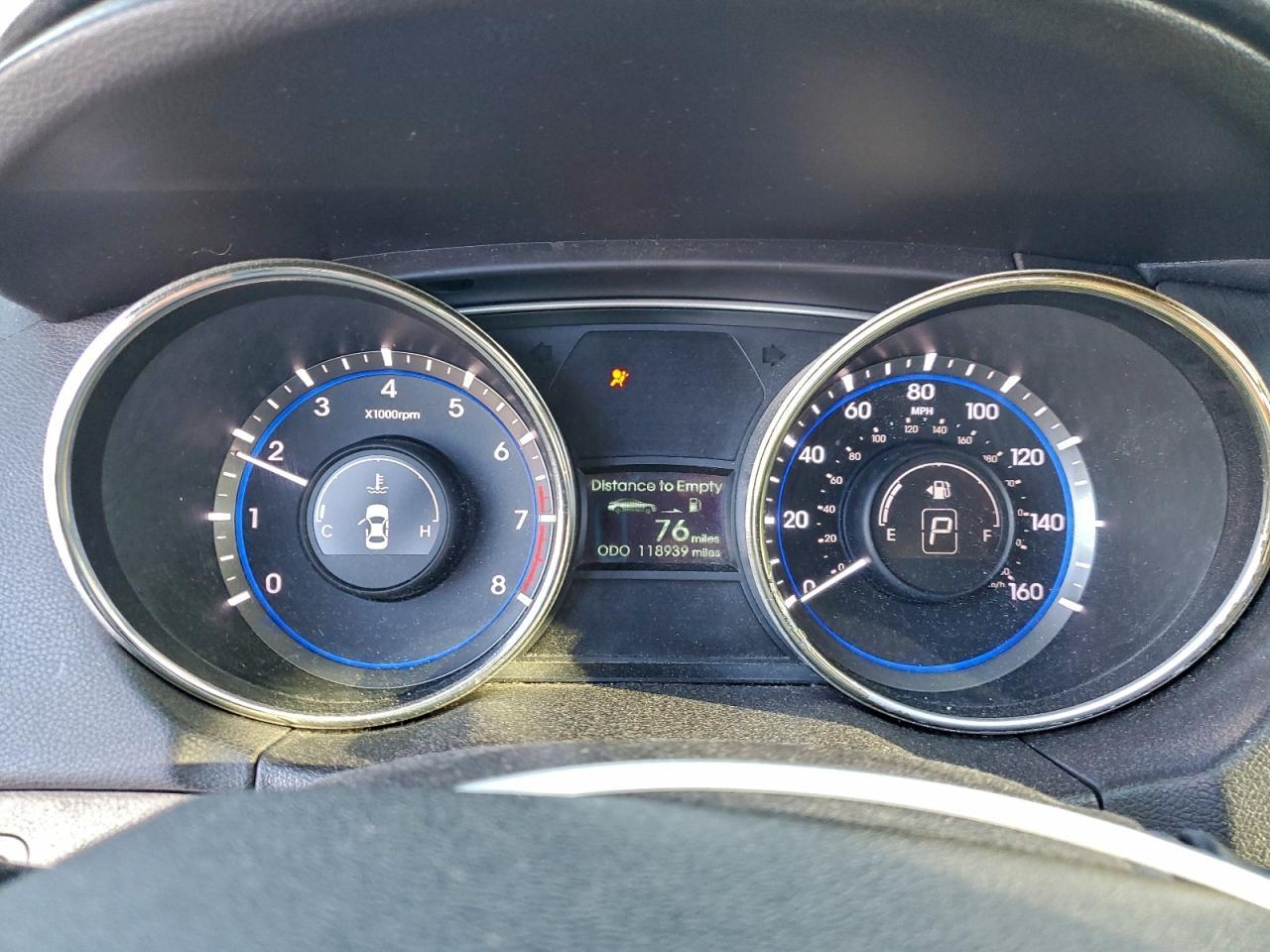 2011 HYUNDAI SONATA