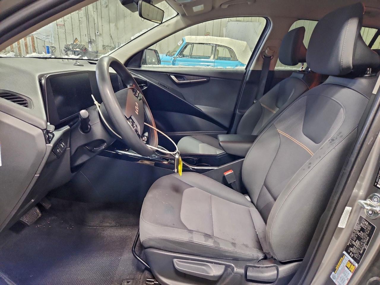2023 KIA Niro