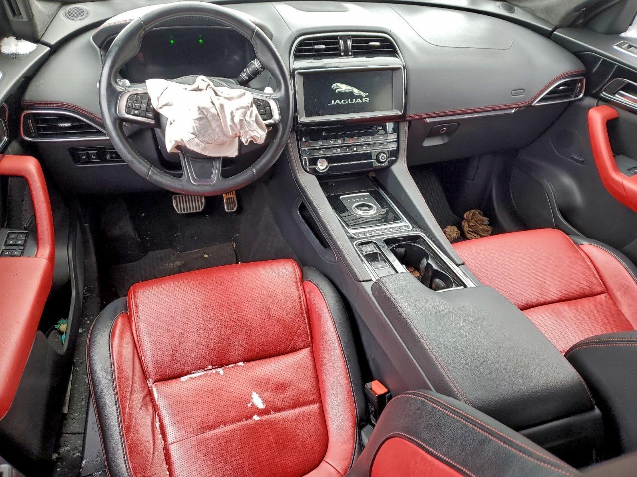 2020 JAGUAR F-Pace