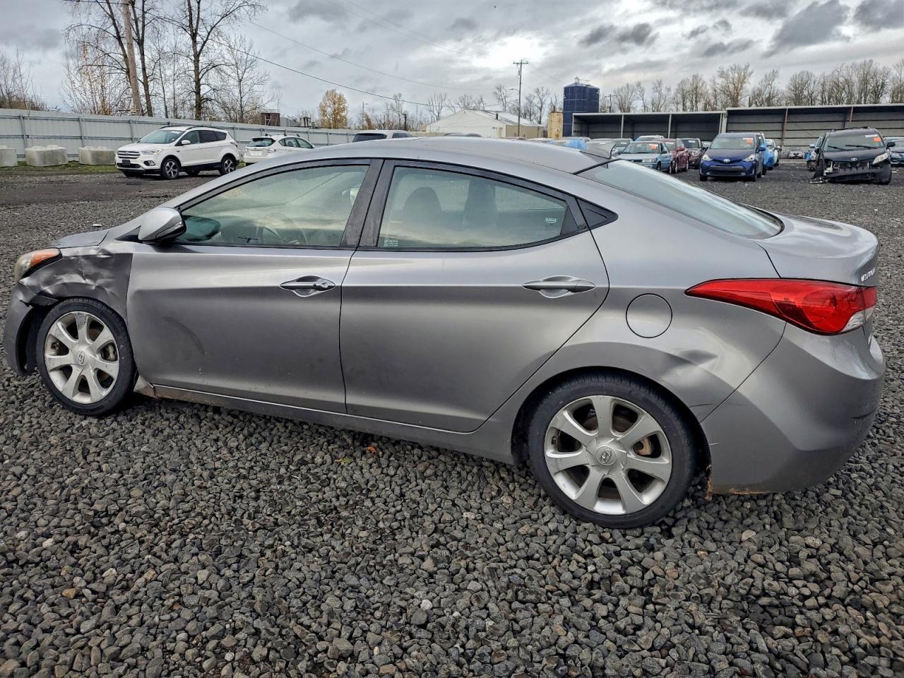 2012 HYUNDAI ELANTRA