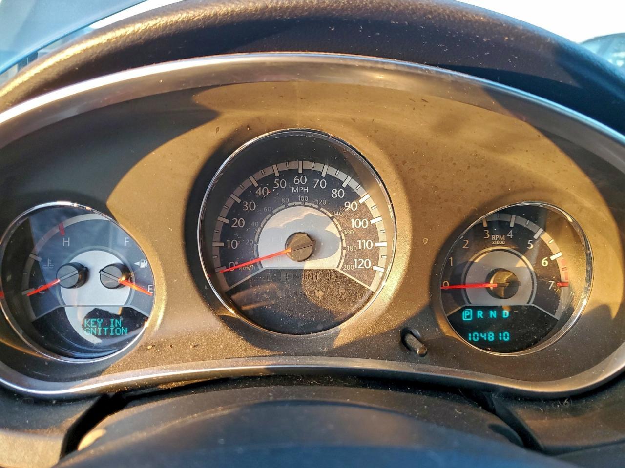 2011 CHRYSLER 200
