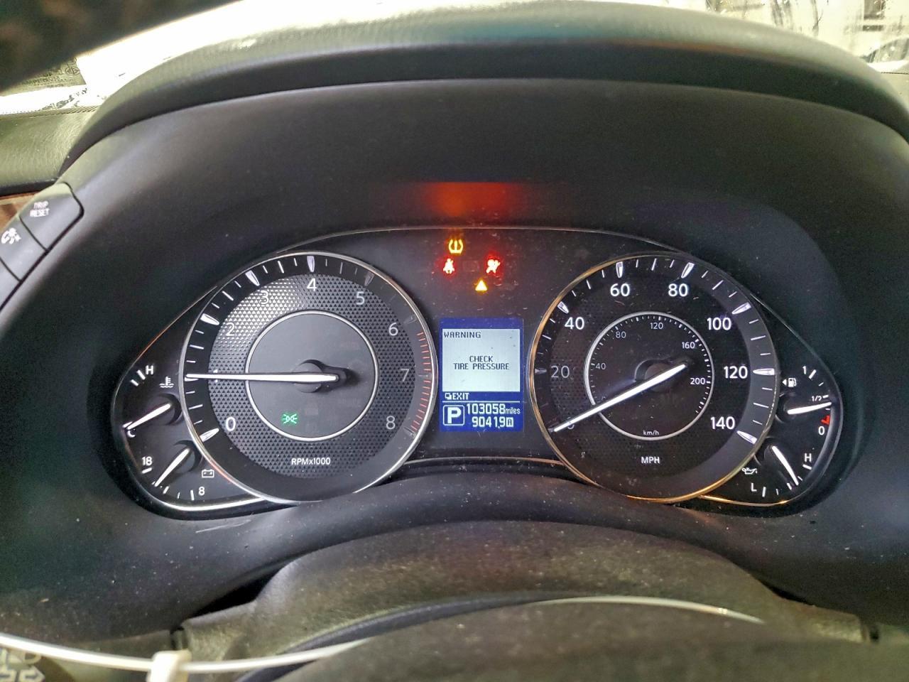 2017 NISSAN Armada