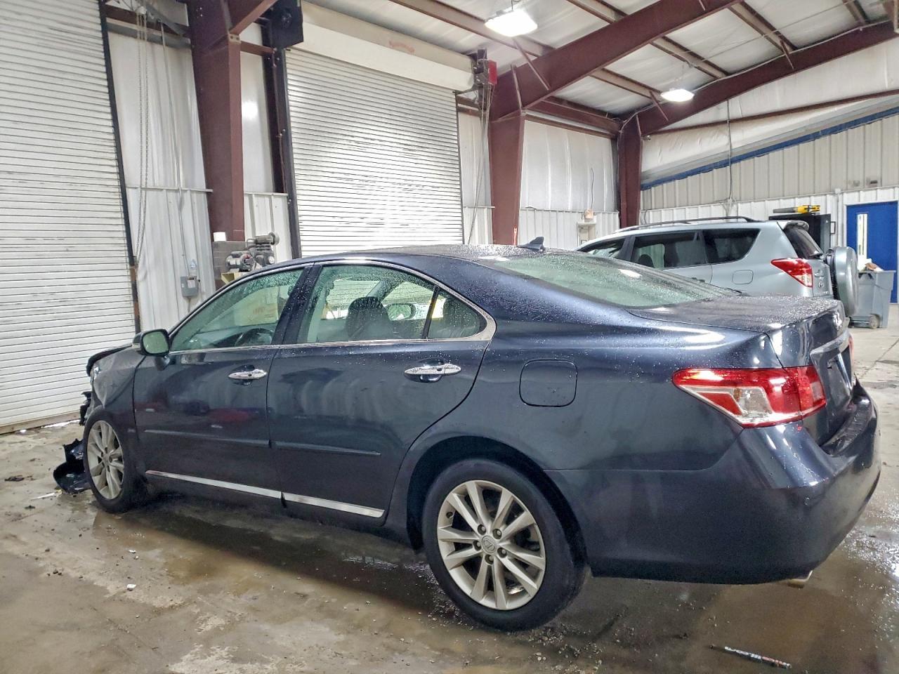 2011 LEXUS ES 350