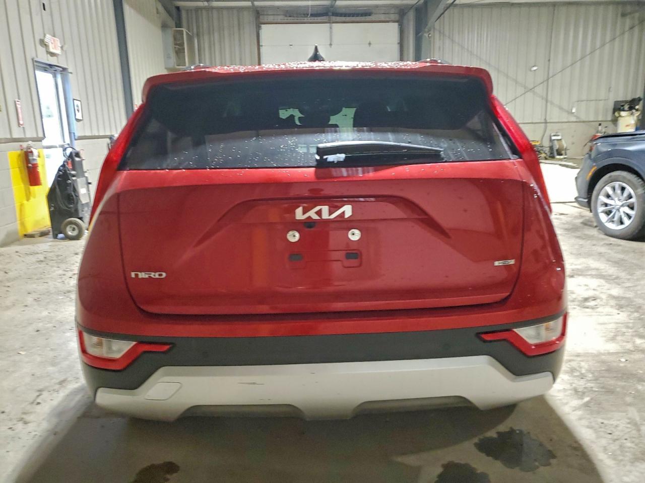 2025 KIA Niro