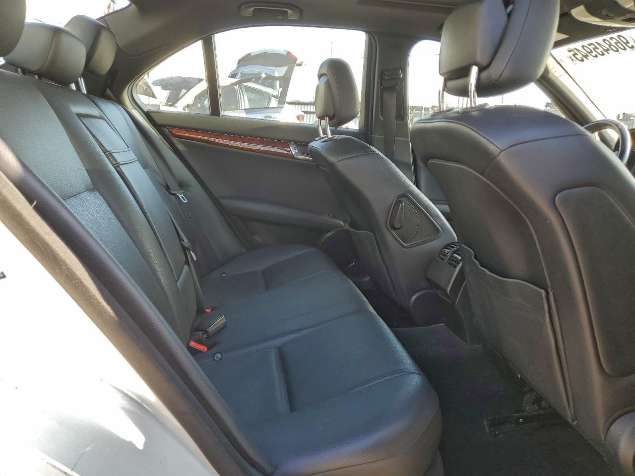 2011 MERCEDES-BENZ C-CLASS