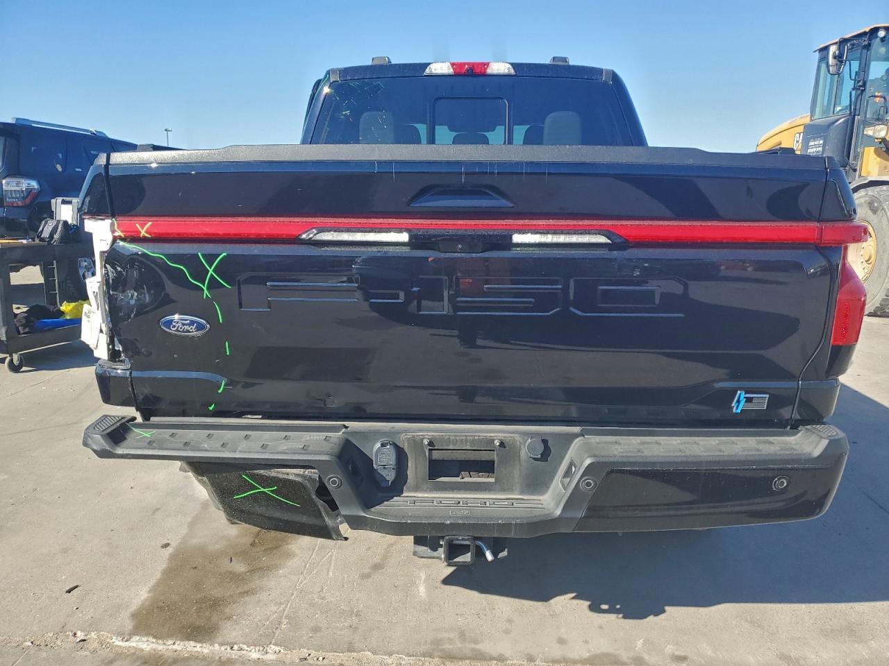 2022 FORD F-150 Lightning
