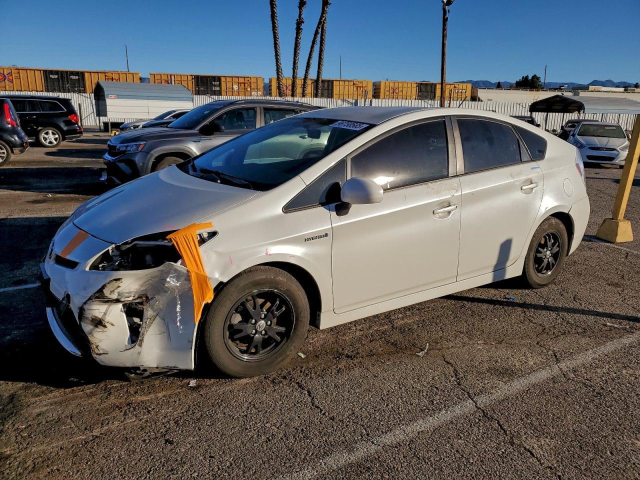 2015 TOYOTA PRIUS