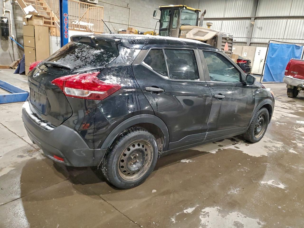 2019 NISSAN KICKS