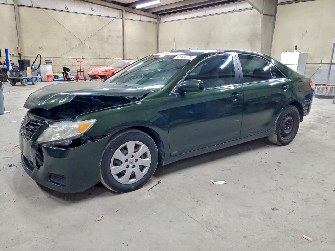2011 TOYOTA CAMRY