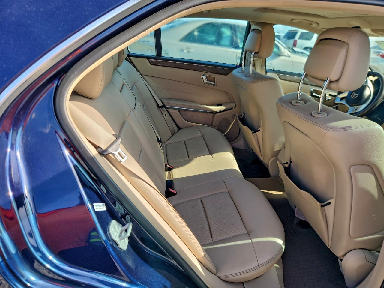 2014 MERCEDES-BENZ E-Class
