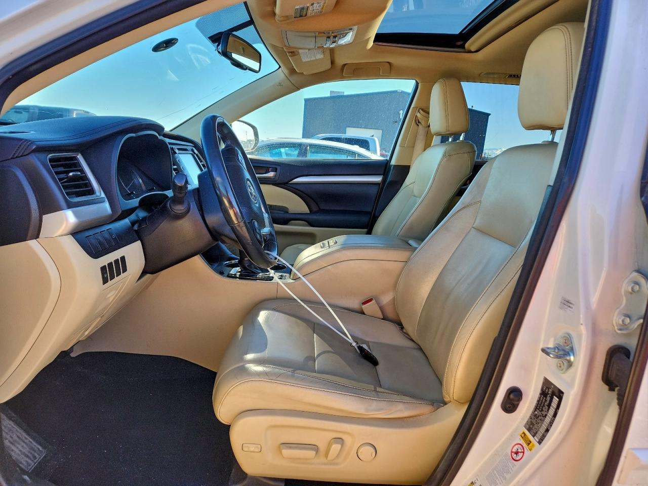 2015 TOYOTA HIGHLANDER