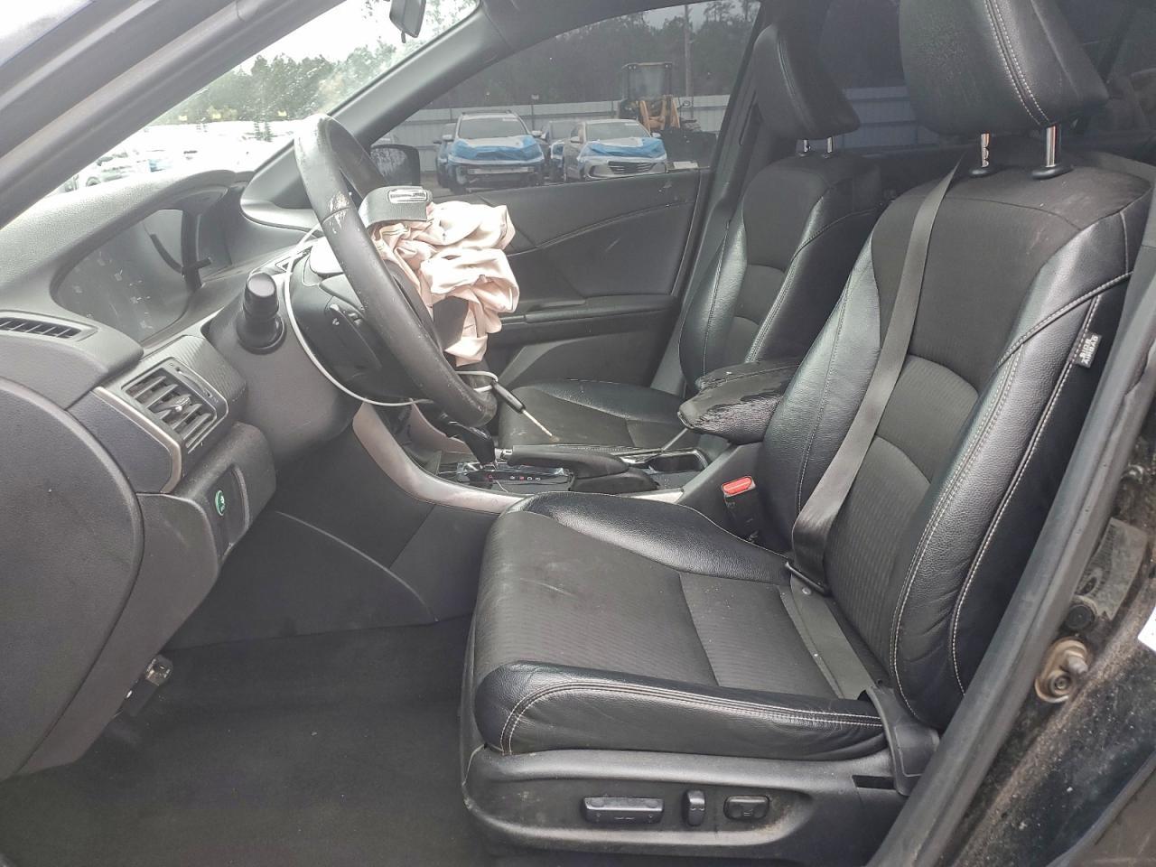 2017 HONDA ACCORD