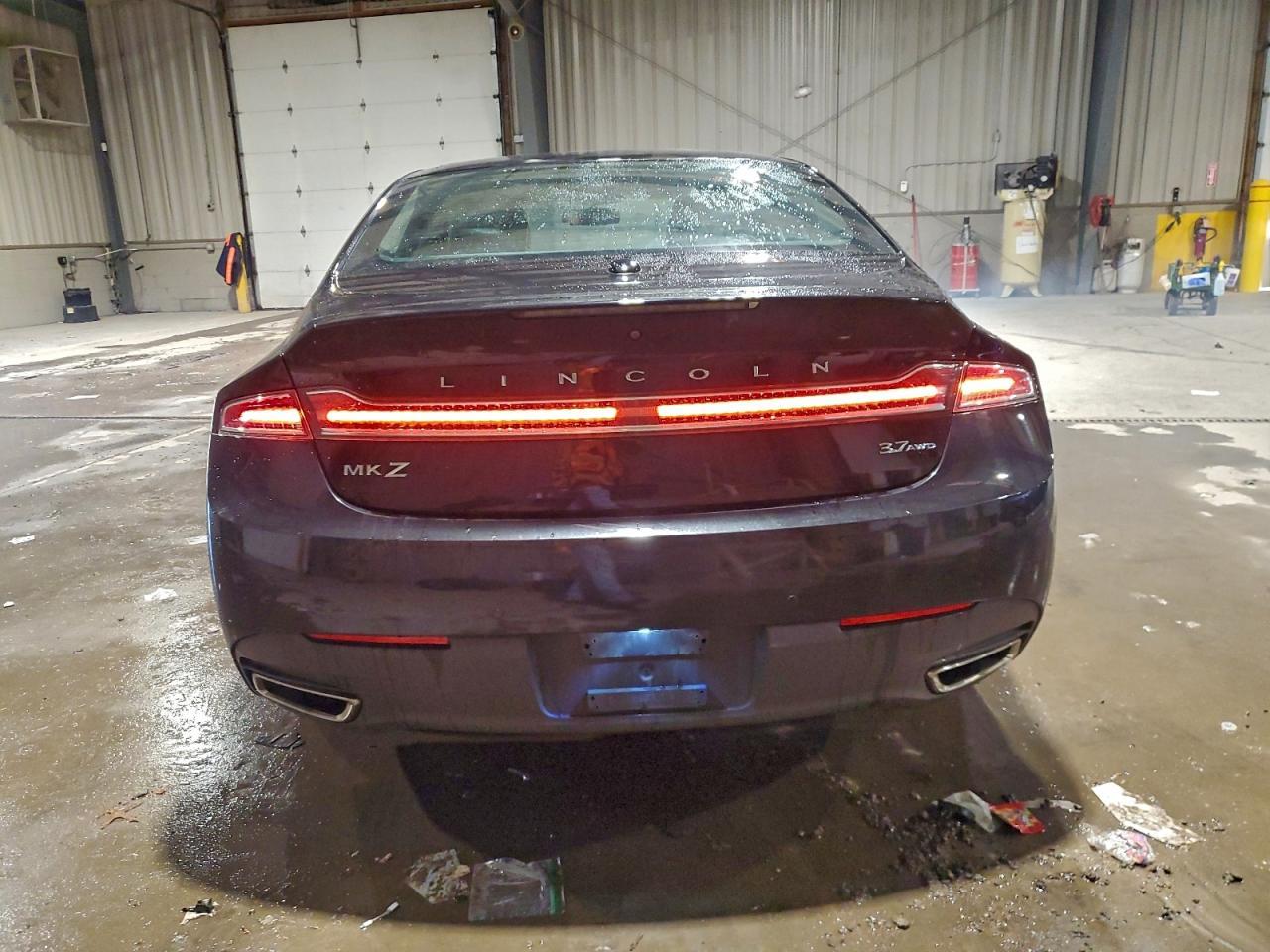 2016 LINCOLN MKZ