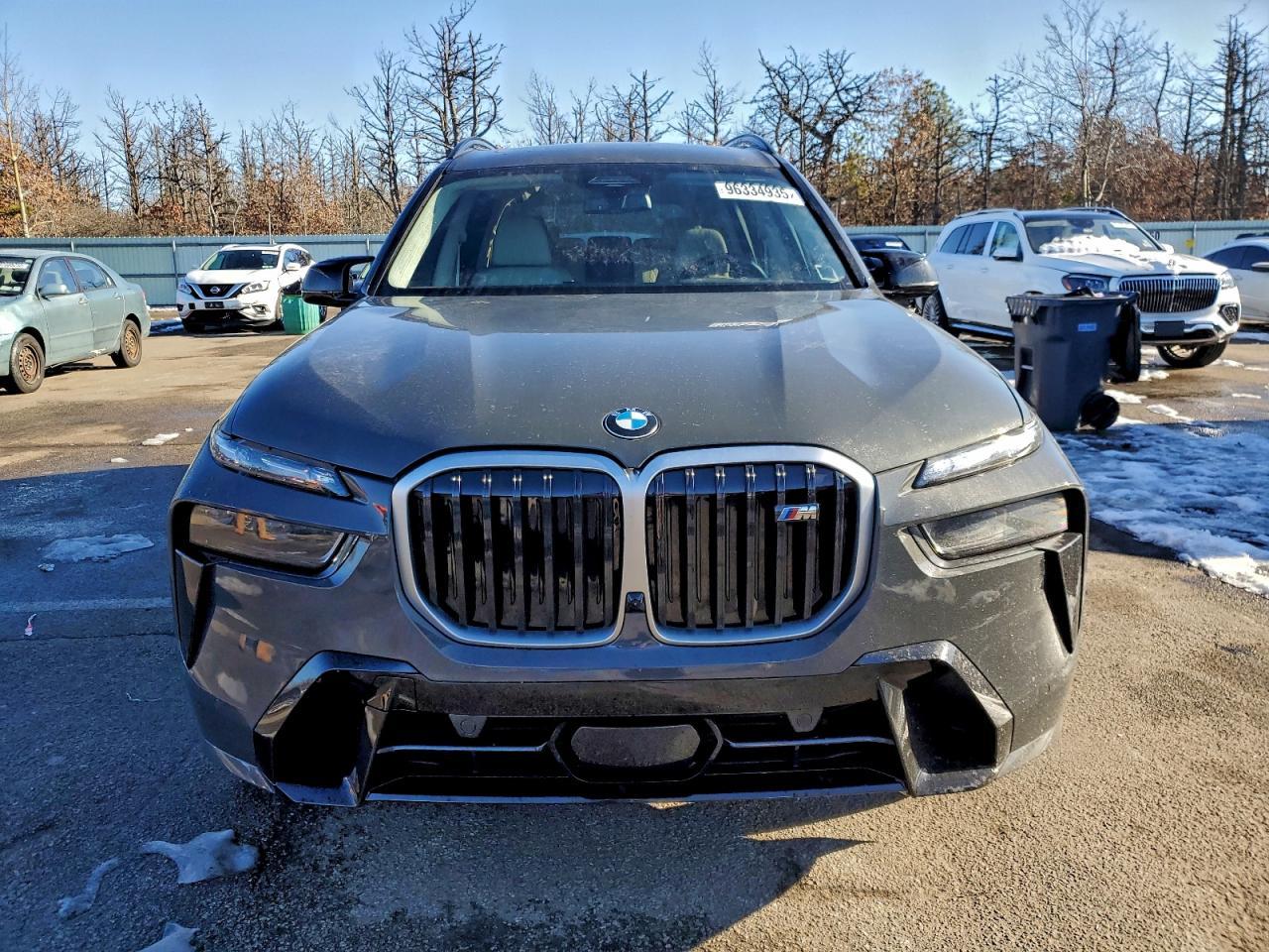 2025 BMW X7