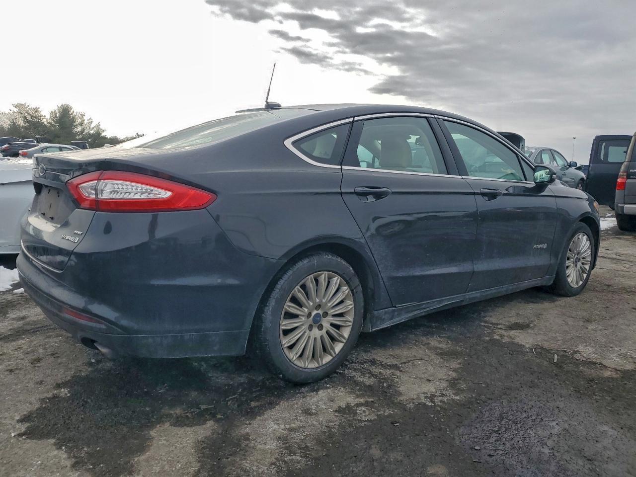 2015 FORD FUSION