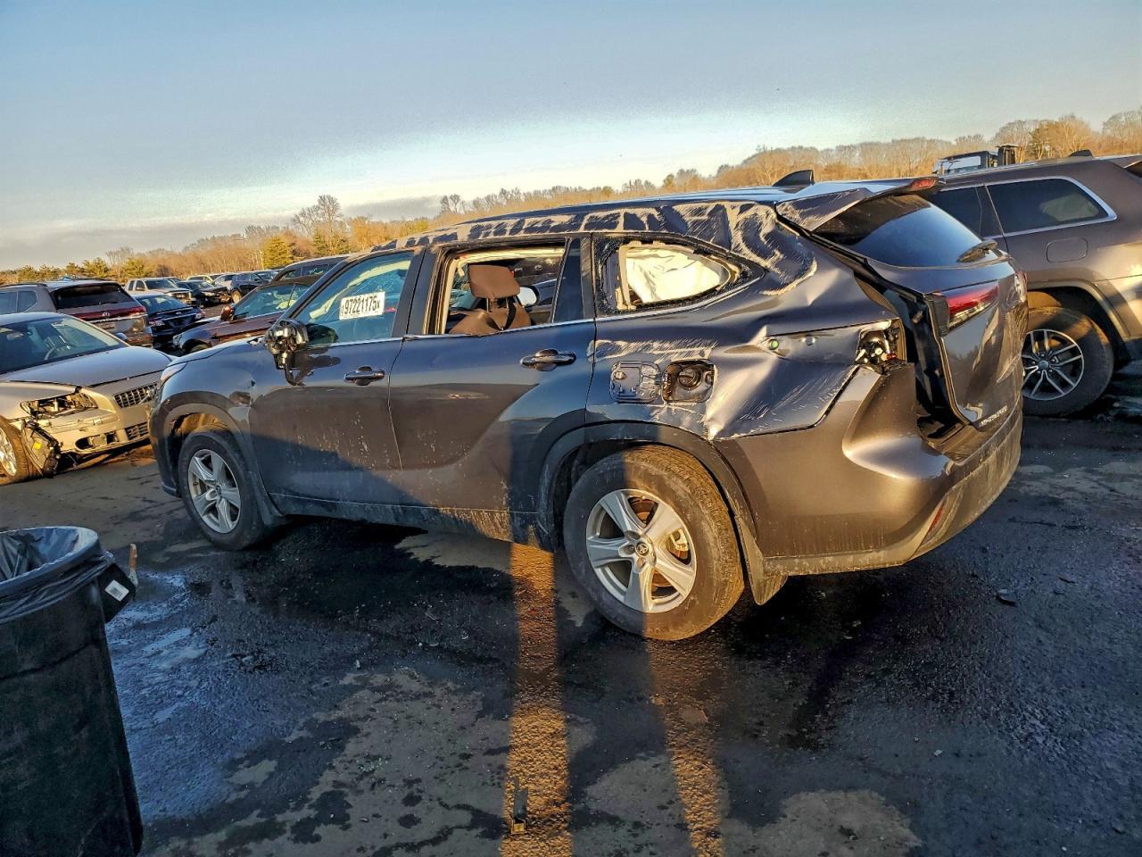 2024 TOYOTA HIGHLANDER